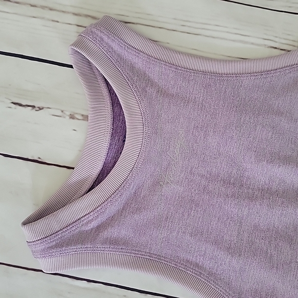 Hurley - Picture 2 of 8